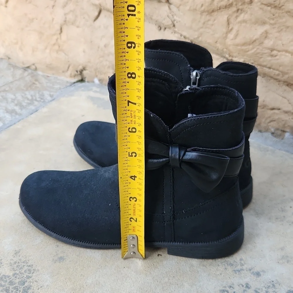 UGG Joanie Bow Boot Black Size 5